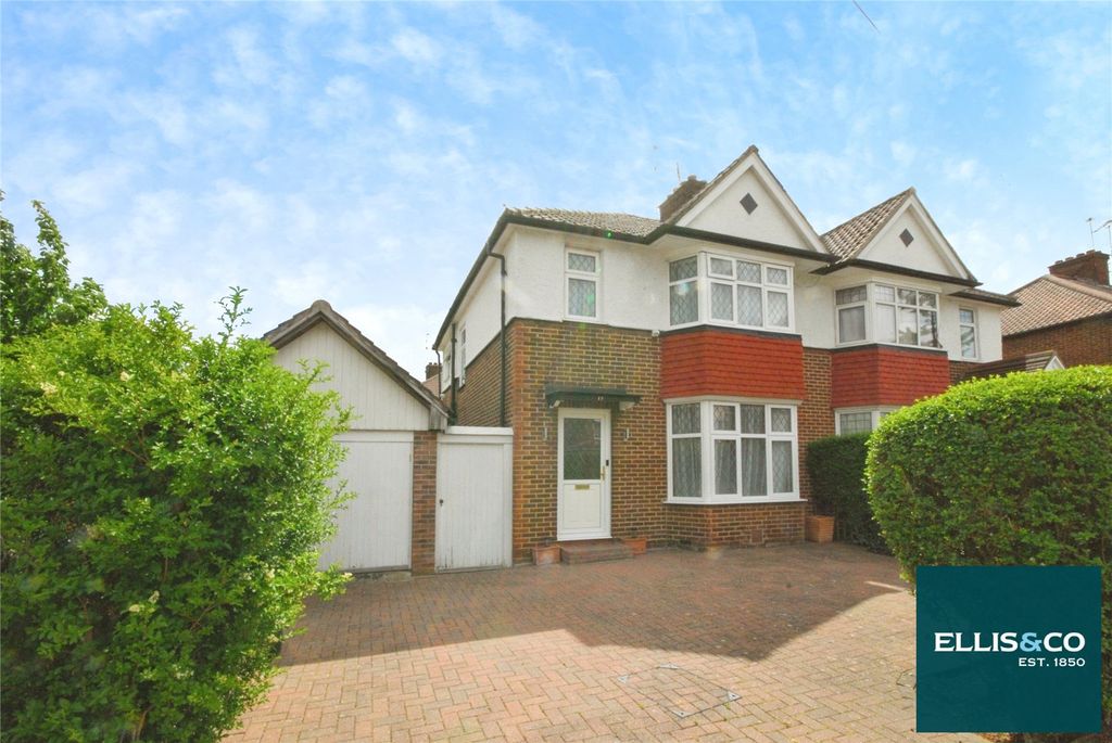 Property photo 3 of 13 Picture No. 23