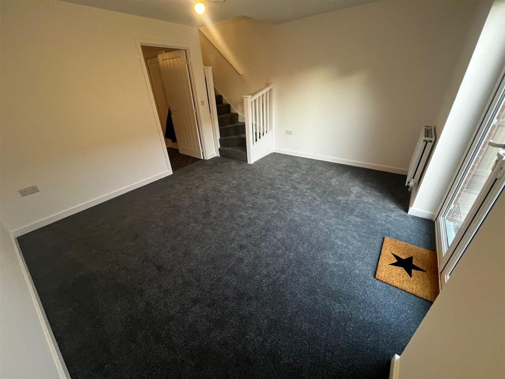 Property photo 3 of 9 Bathroom