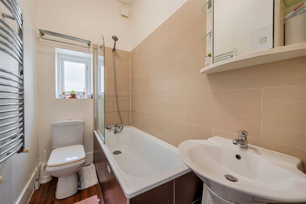 Property photo 3 of 13 Picture No. 02