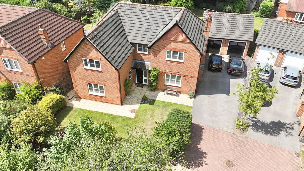 Property photo 1 of 27