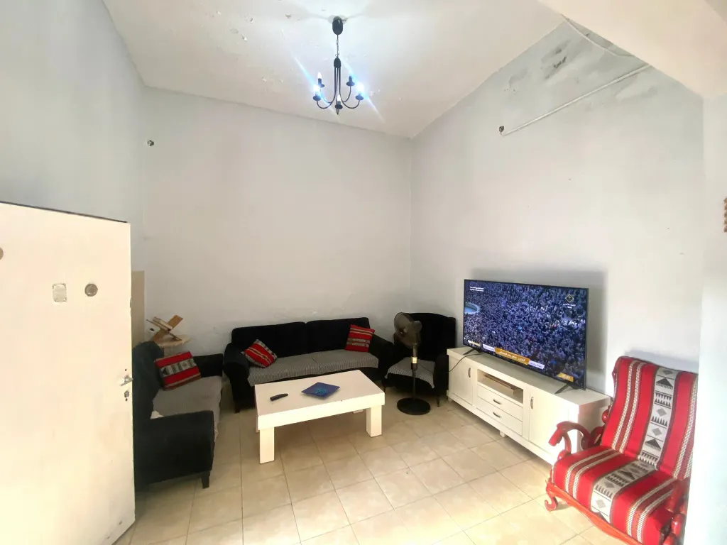 Property photo 3 of 6