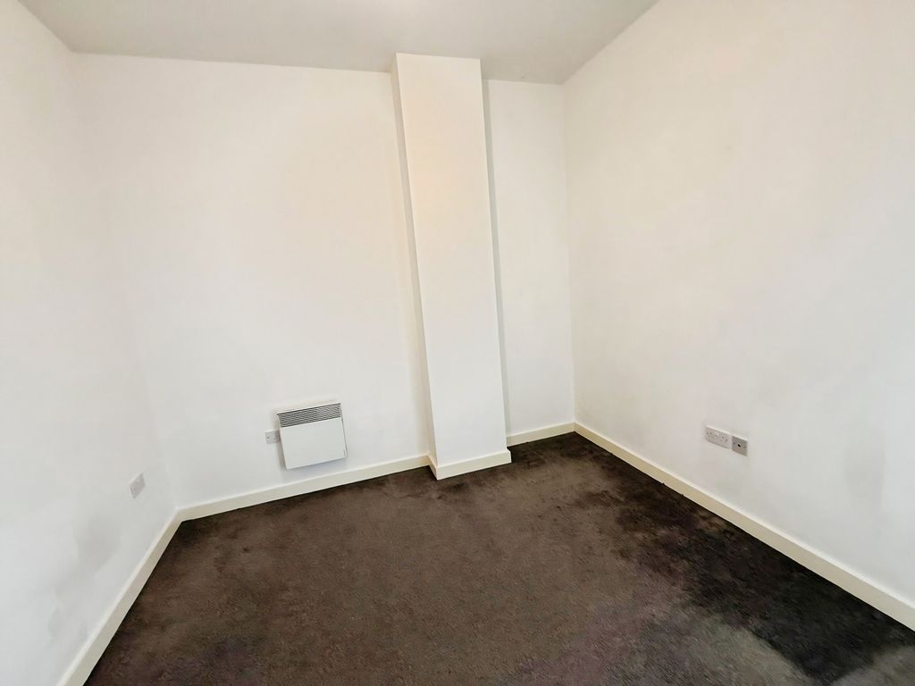 Property photo 3 of 5