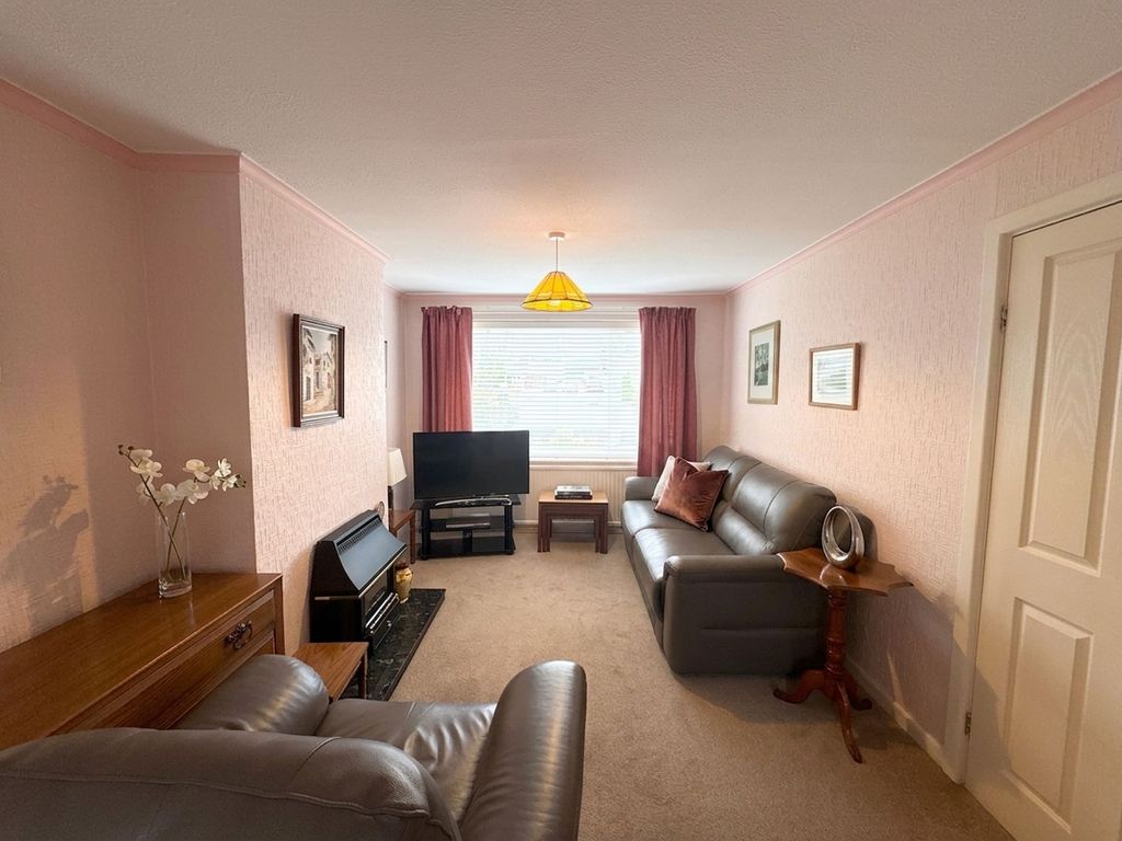 Property photo 3 of 29