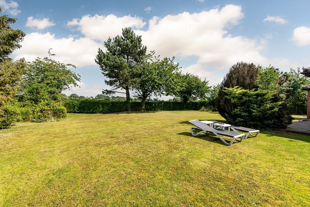Property photo 2 of 30 Pheasantsview-9.Jpg