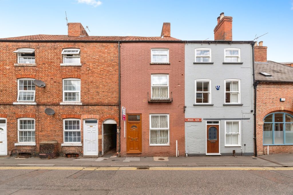 Property photo 1 of 17