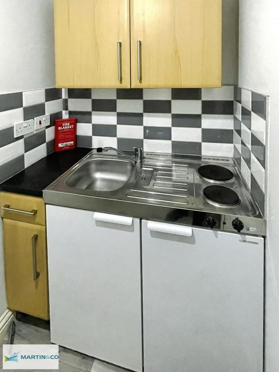 Property photo 3 of 7 28Ede611-Img_502_3_Original