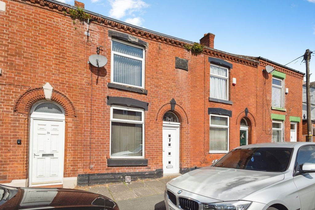 Property photo 1 of 12 Pbox-Img.Jpg