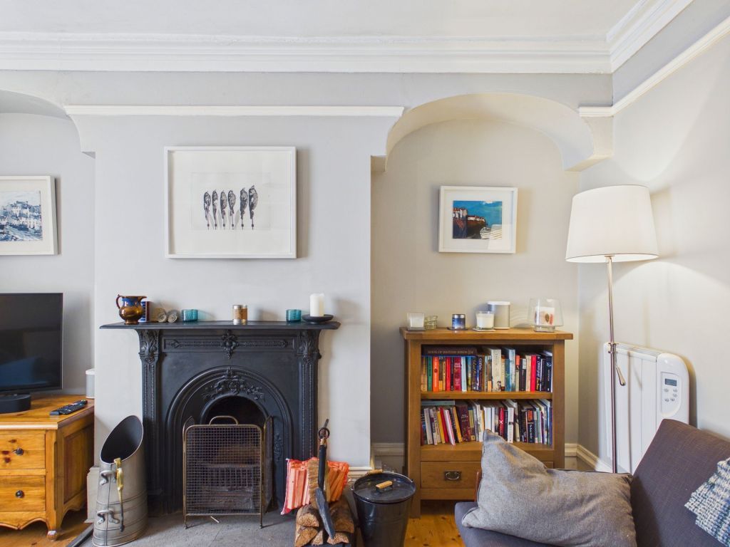 Property photo 3 of 20