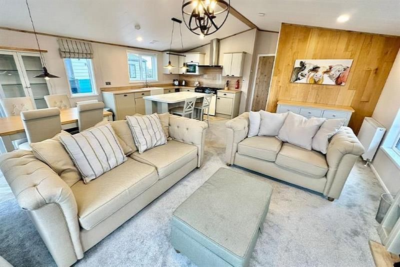 Property photo 1 of 5 Atlas Debonair