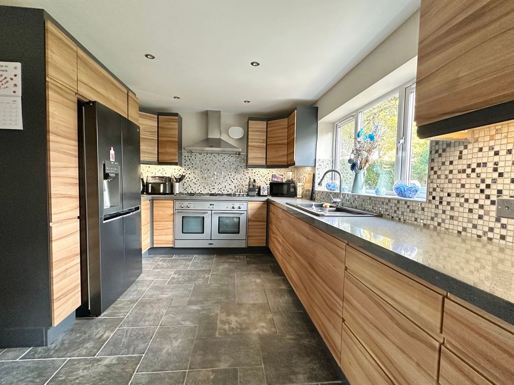 Property photo 3 of 49 Kitchen