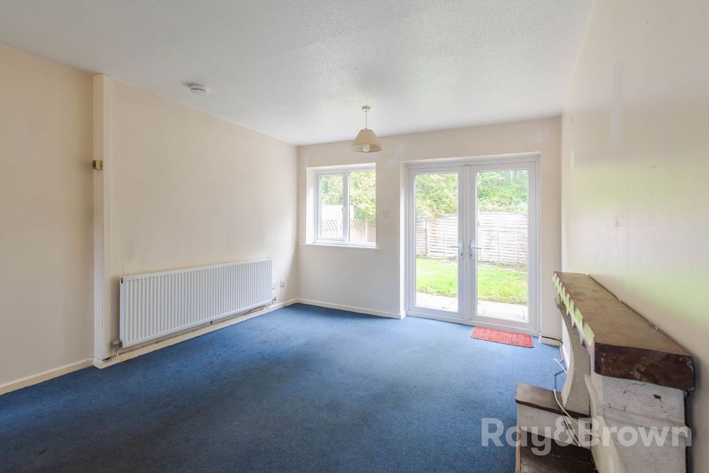 Property photo 2 of 30