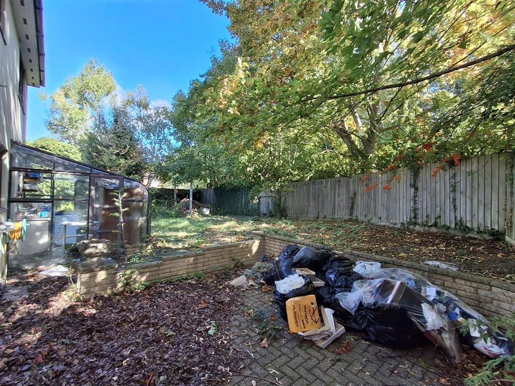 Property photo 3 of 18