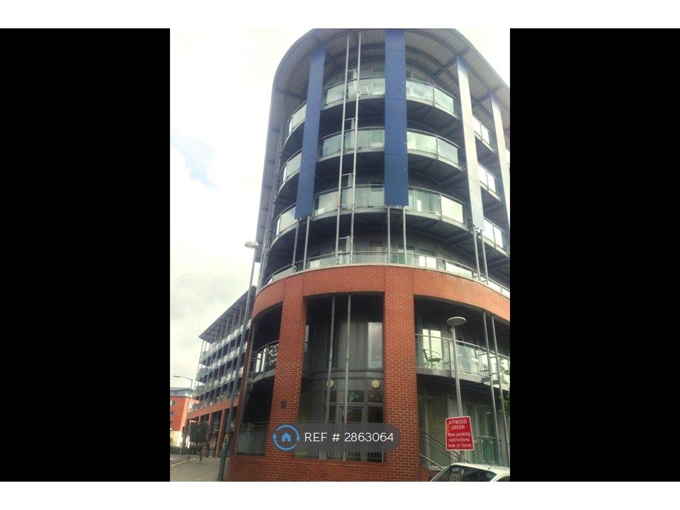 Property photo 1 of 10 Building Entrance