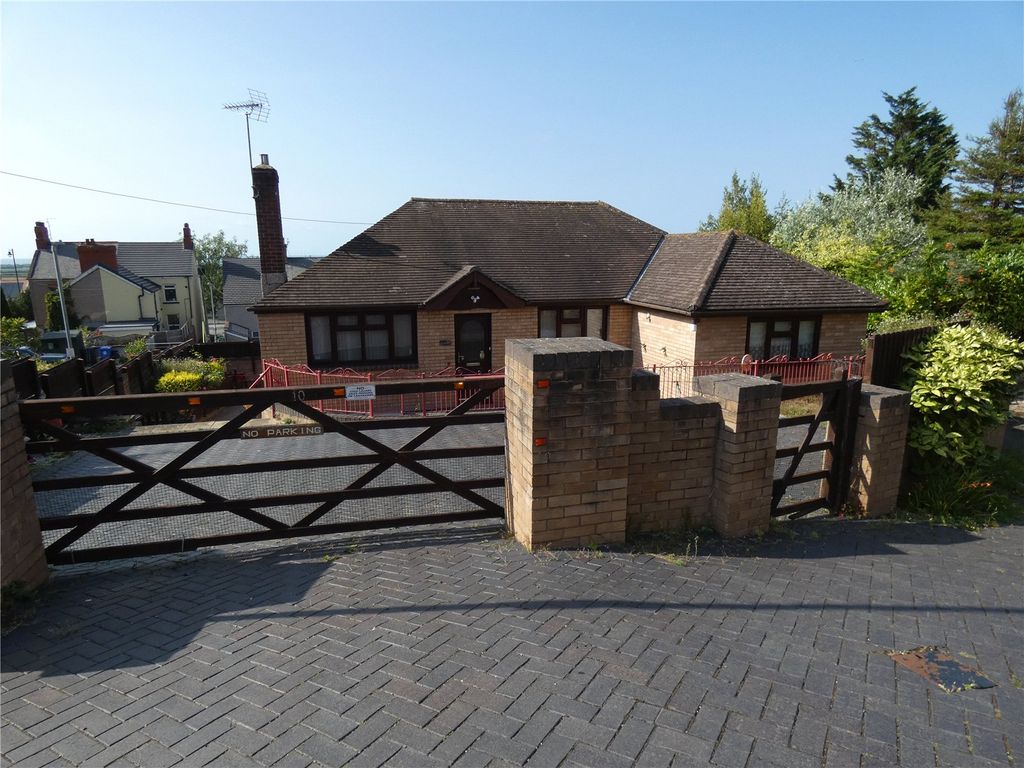 Property photo 1 of 22 Picture No. 02