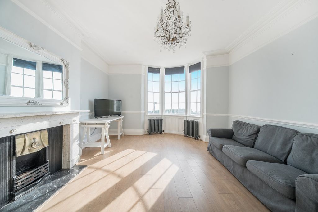 Additional image 13 of 7 bed terraced house for saleRoyal Crescent, Brighton, East Sussex BN2