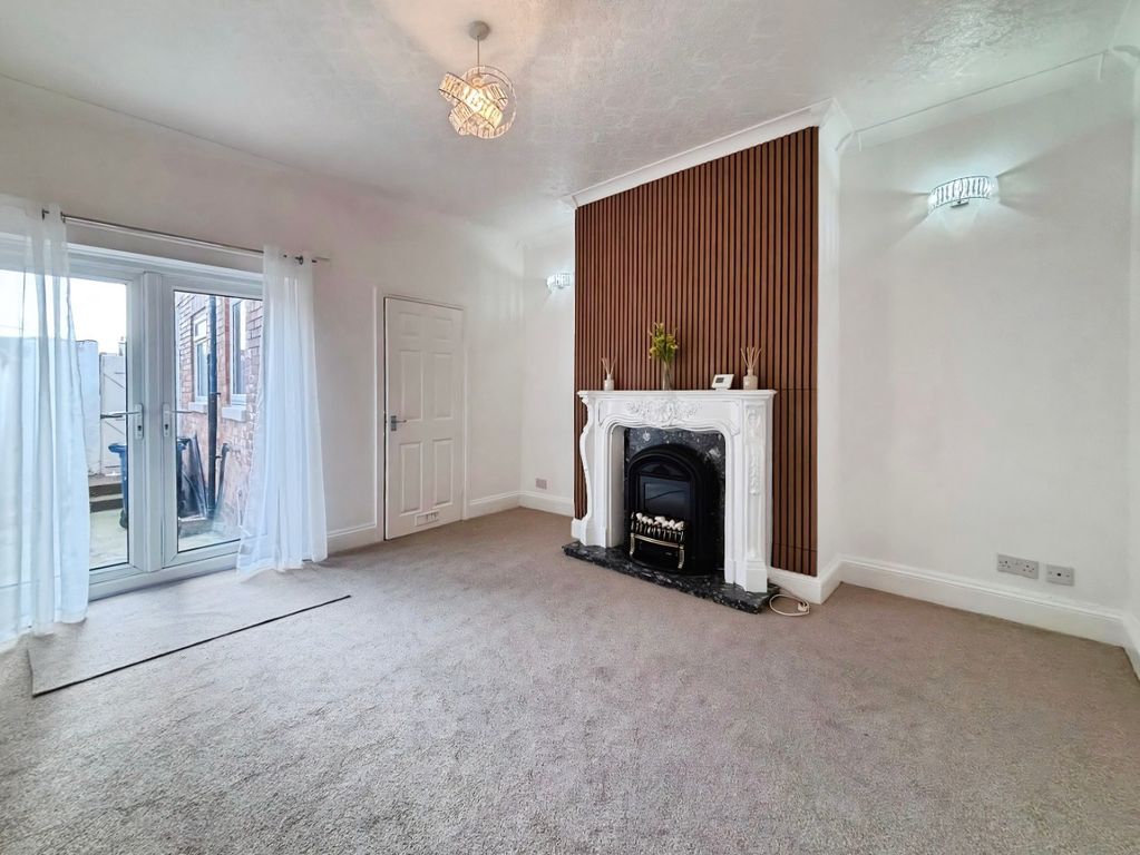 Property photo 1 of 14 5272010