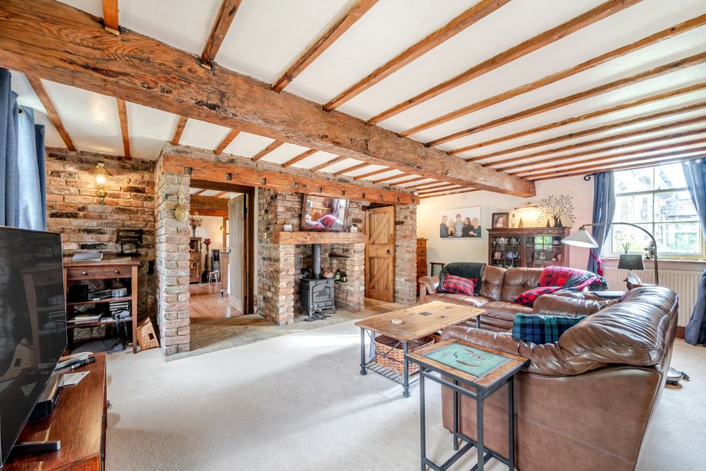 Property photo 2 of 26 Picture No. 12