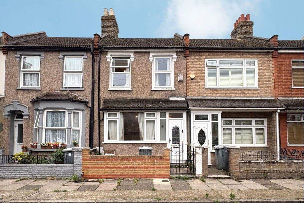 Property photo 1 of 5 Property For Sale At Upton Park, E13, By Barrain L
