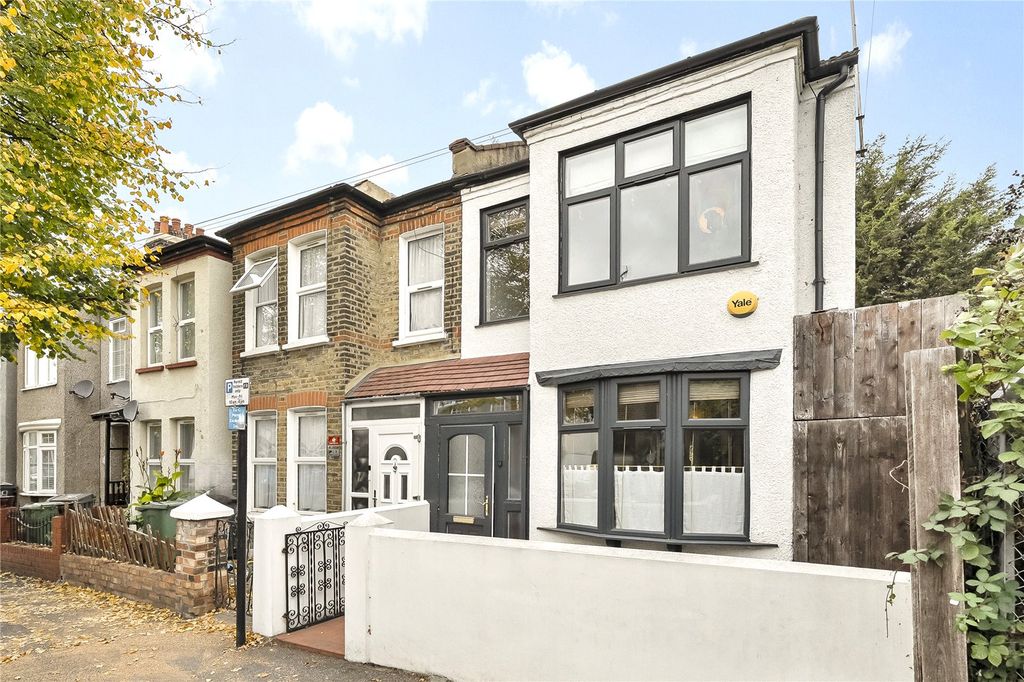 Property photo 1 of 17 Picture No. 01