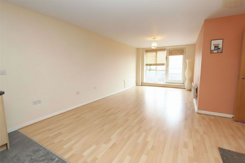 Property photo 3 of 9