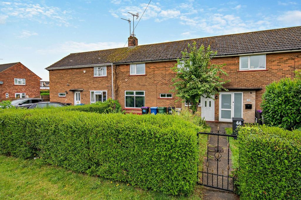 Property photo 1 of 32