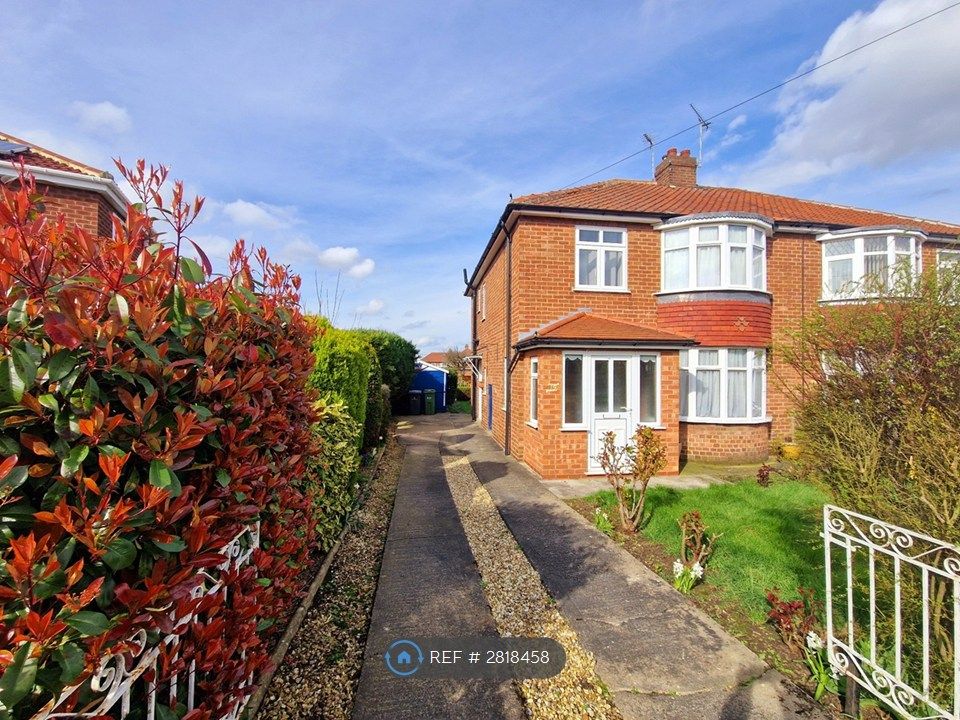 Property photo 1 of 11