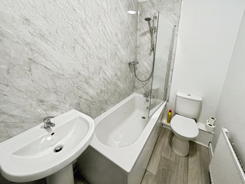 Property photo 3 of 12 Bathroom
