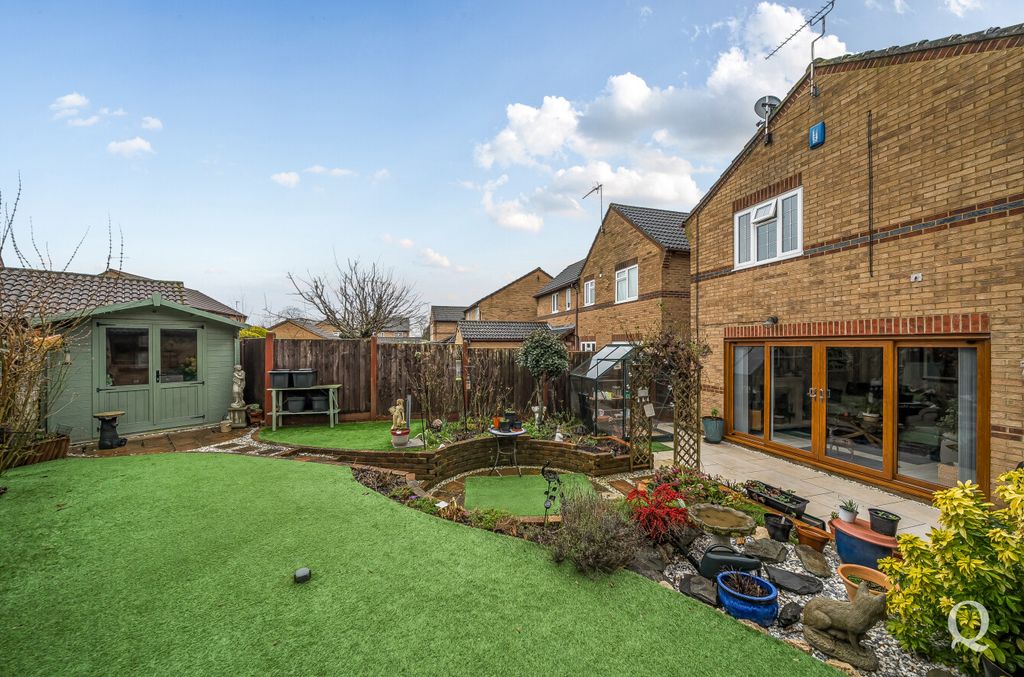 Property photo 3 of 22 1F54Fe3c-18F9-4c0...