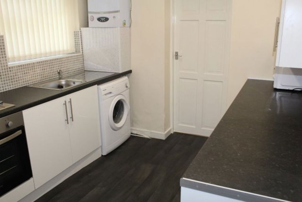 Property photo 3 of 4