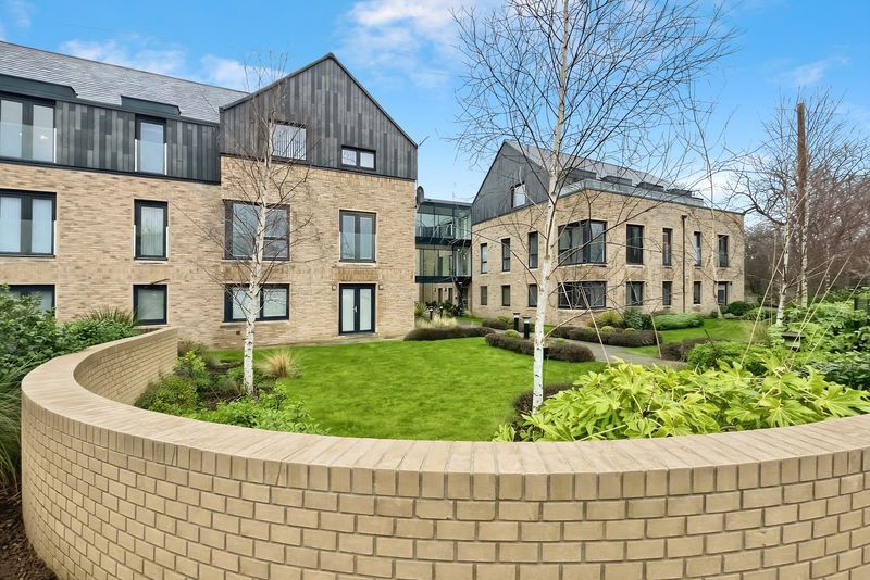 Property photo 1 of 16 Photo 17