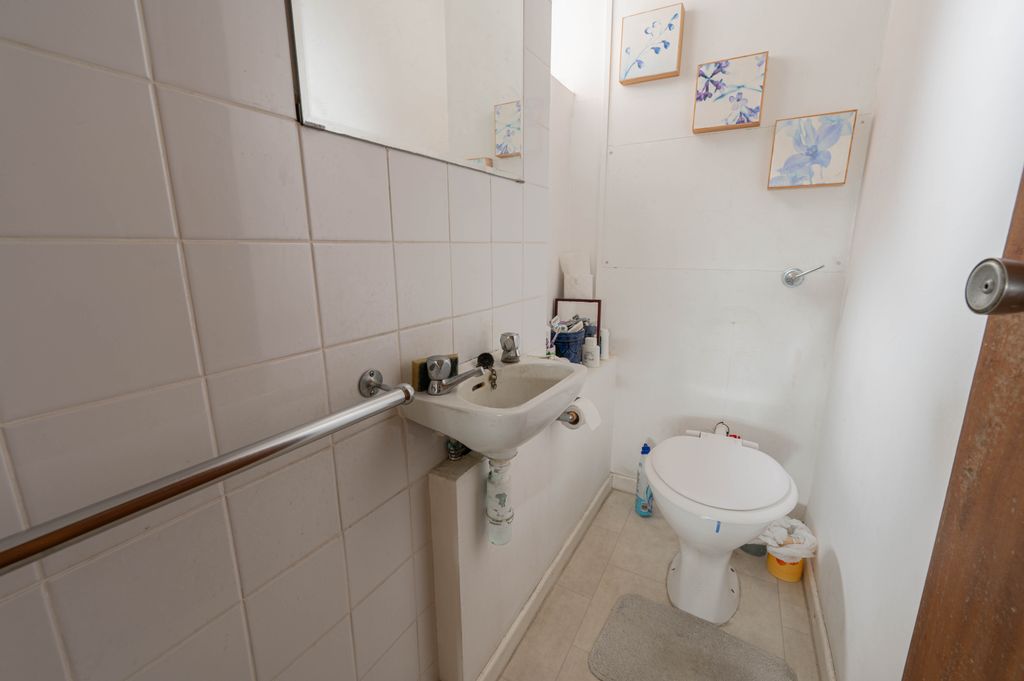 Property photo 3 of 10 Dsc_0845-Hdr