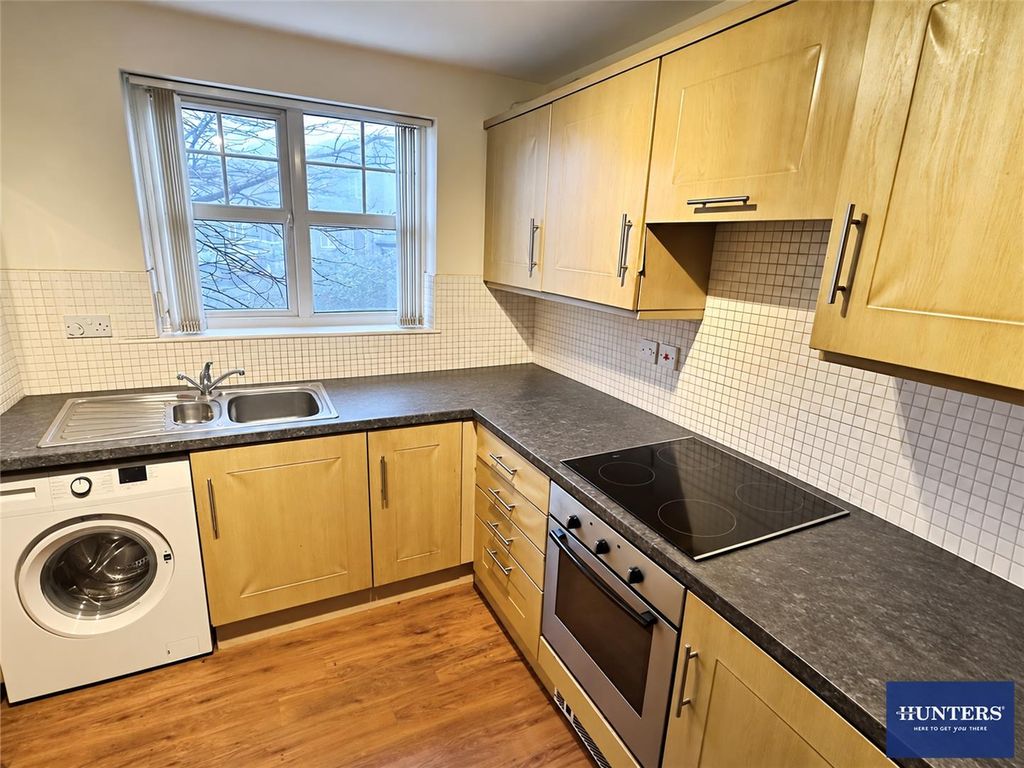 Property photo 2 of 6 Calder 5 Kitchen.Png