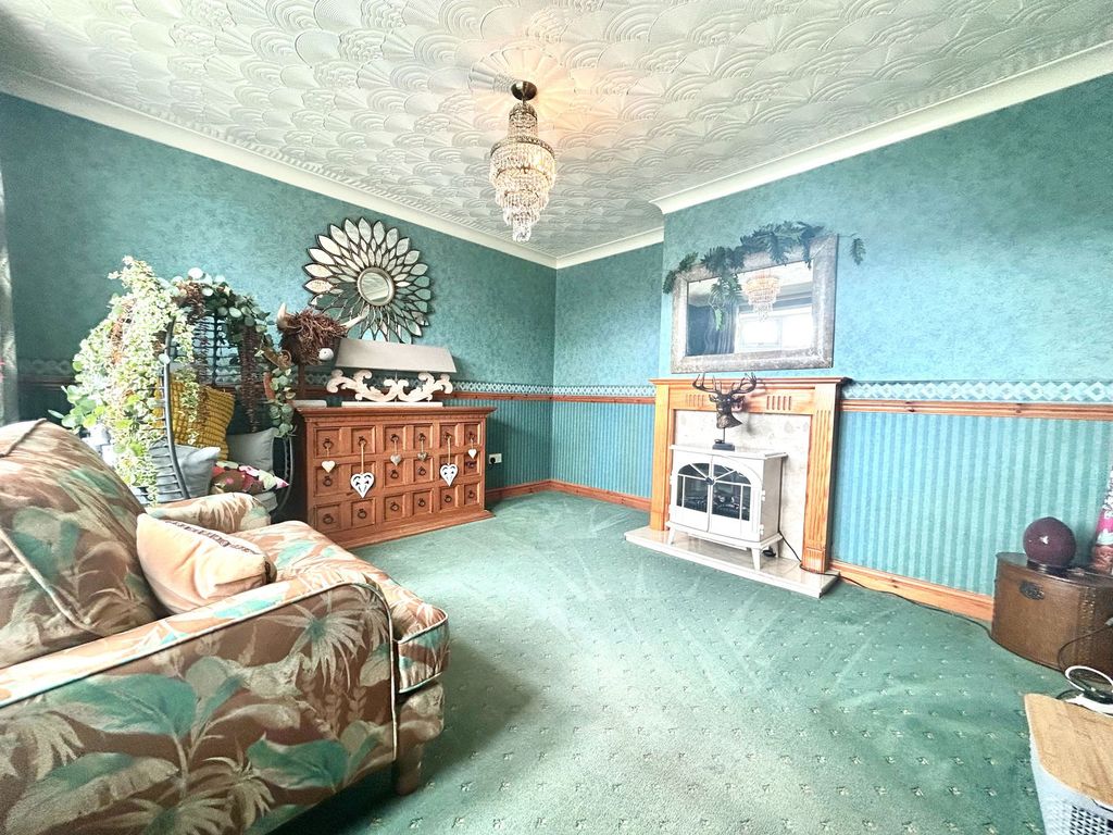 Property photo 3 of 24