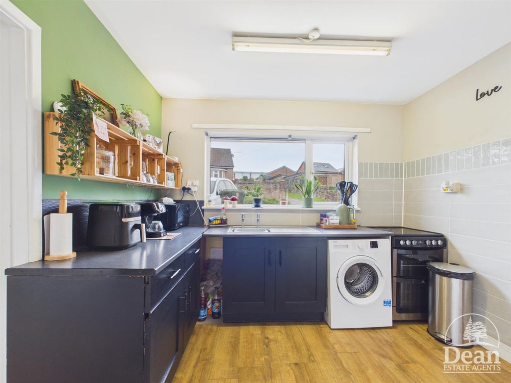 Property photo 3 of 20