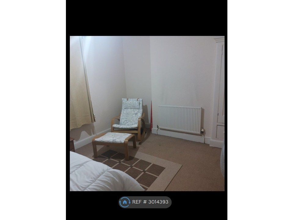 Property photo 1 of 3