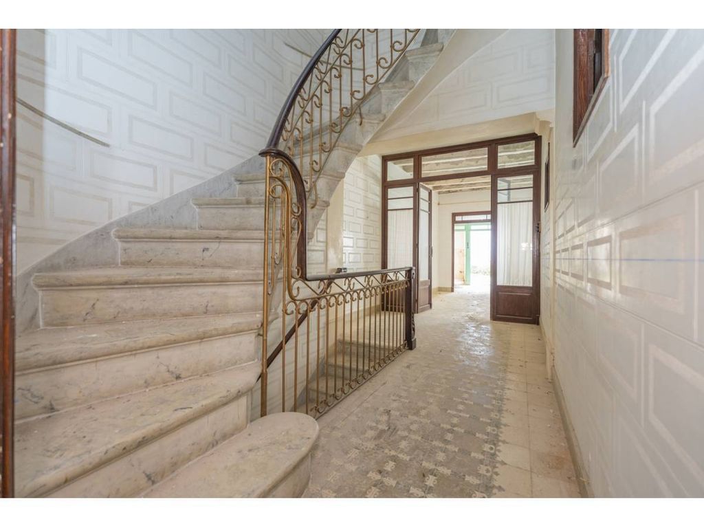 Property photo 1 of 30