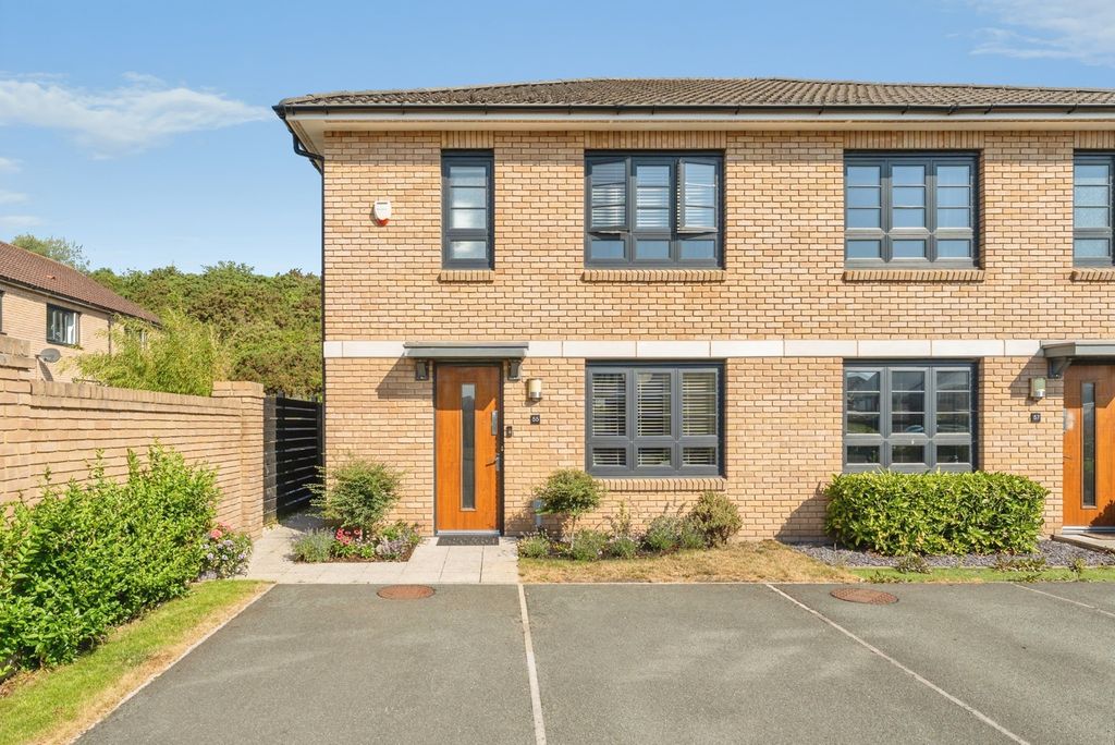 Property photo 1 of 32 Pbox-Img.Jpg