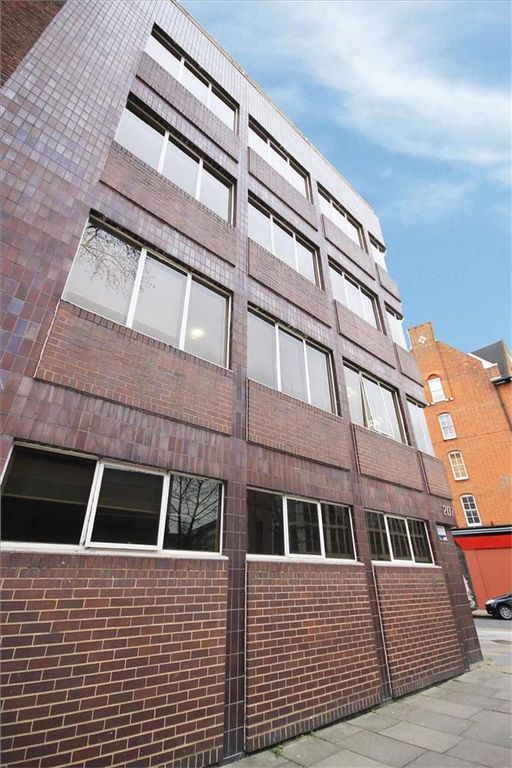 Property photo 1 of 5 Serviced Office To Rent In Waterloo Road, London,