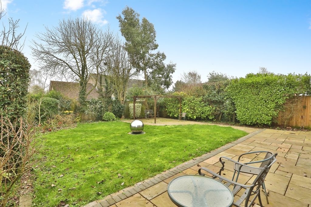 Property photo 3 of 17