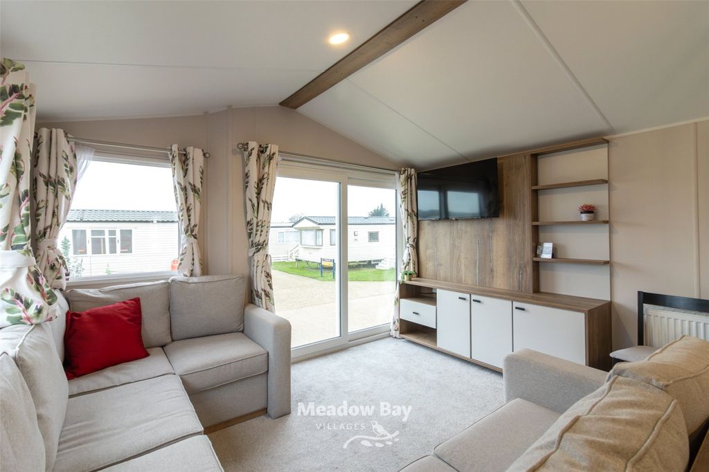 Property photo 1 of 10 Picture No. 01