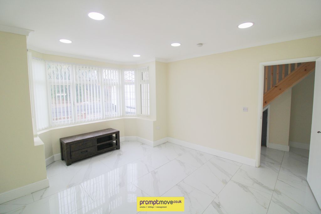 Property photo 2 of 14 Na