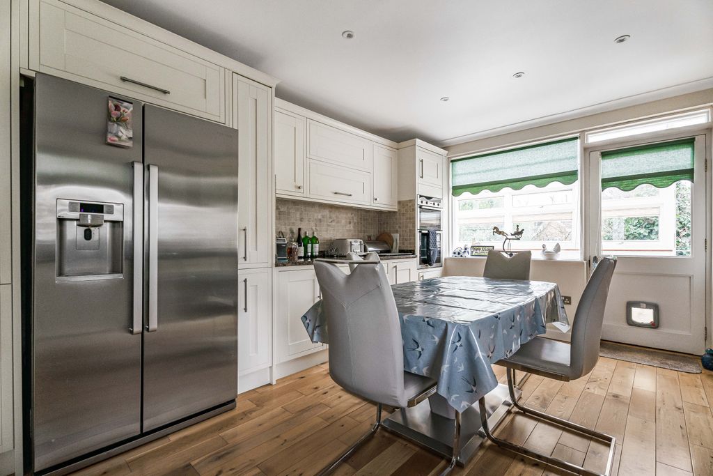 Additional image 16 of 4 bed detached house for saleRidgemount Gardens, Enfield EN2