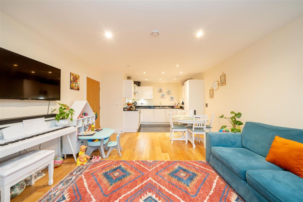 Property photo 3 of 12 Bra08518.Jpg