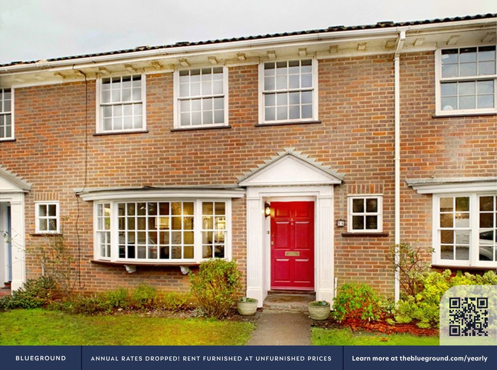 Property photo 3 of 19 Building