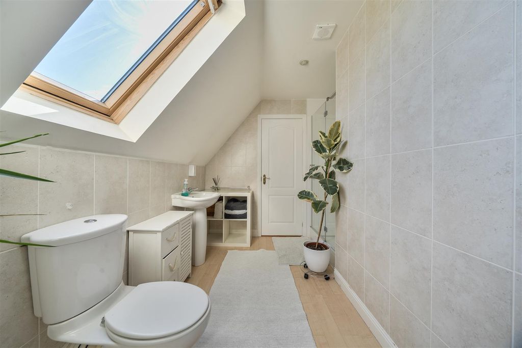 Additional image 10 of 5 bed detached house for saleWestbury Way, Blandford Forum DT11