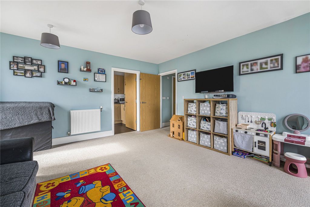 Property photo 3 of 23 Picture No. 05