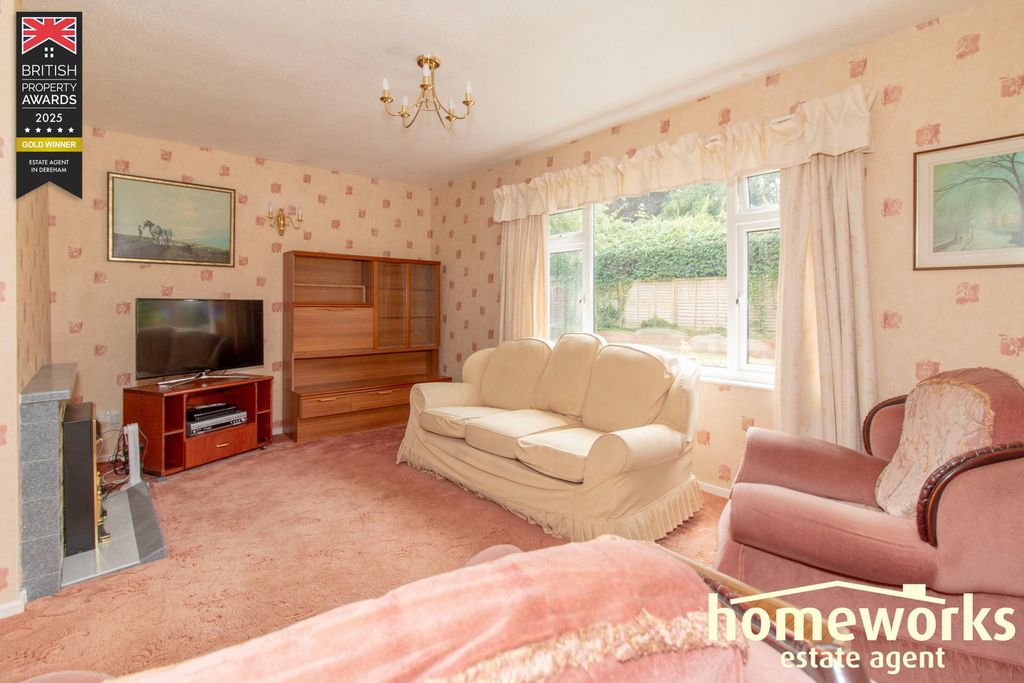 Property photo 3 of 18