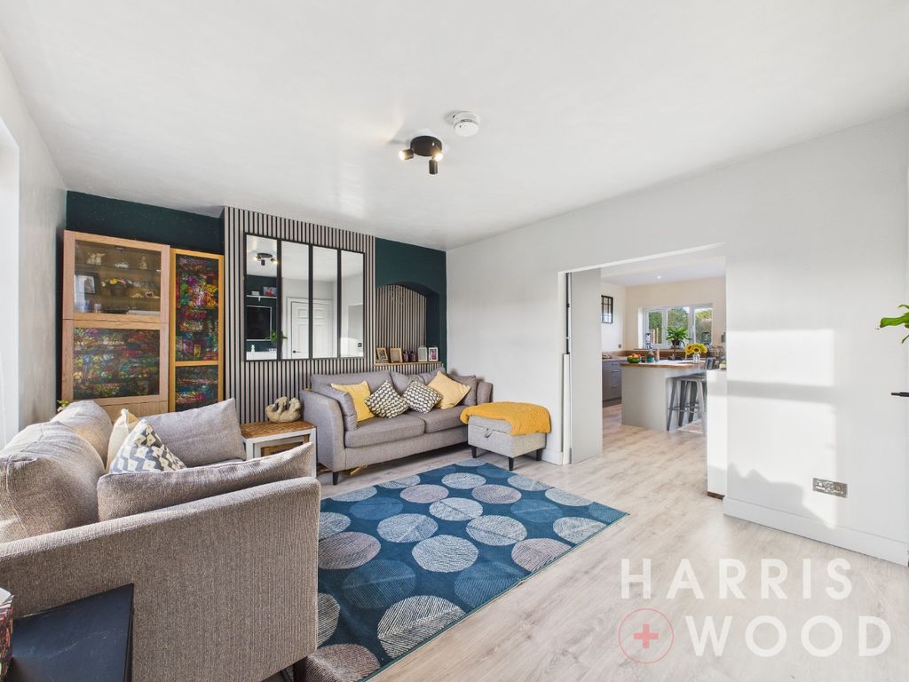 Property photo 2 of 26 4836975