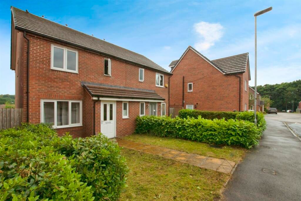 Property photo 1 of 16