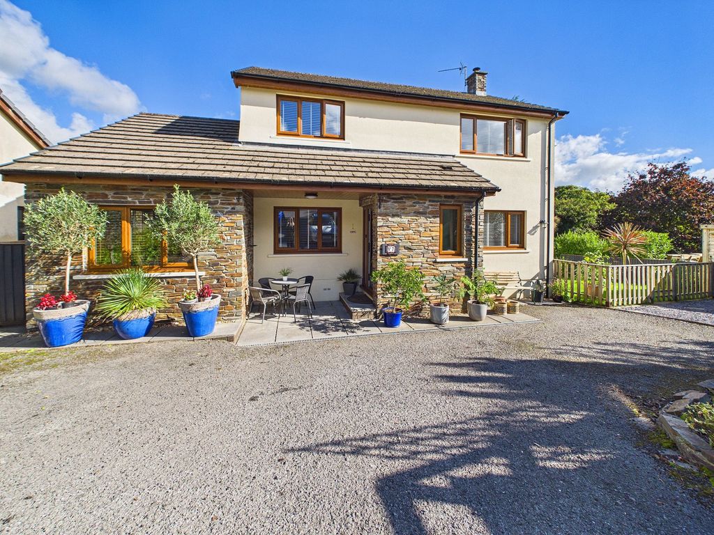 Property photo 1 of 34